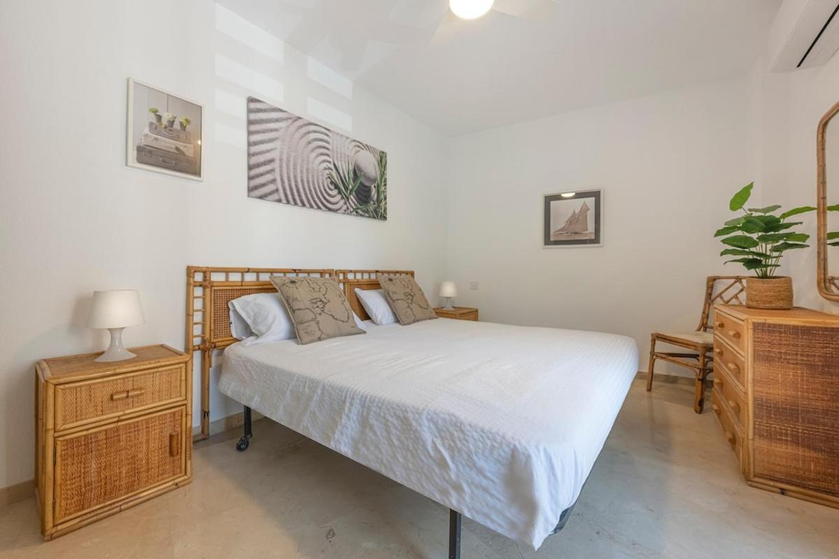 Apartment Wonderful Flat With Privateterrace And Pool