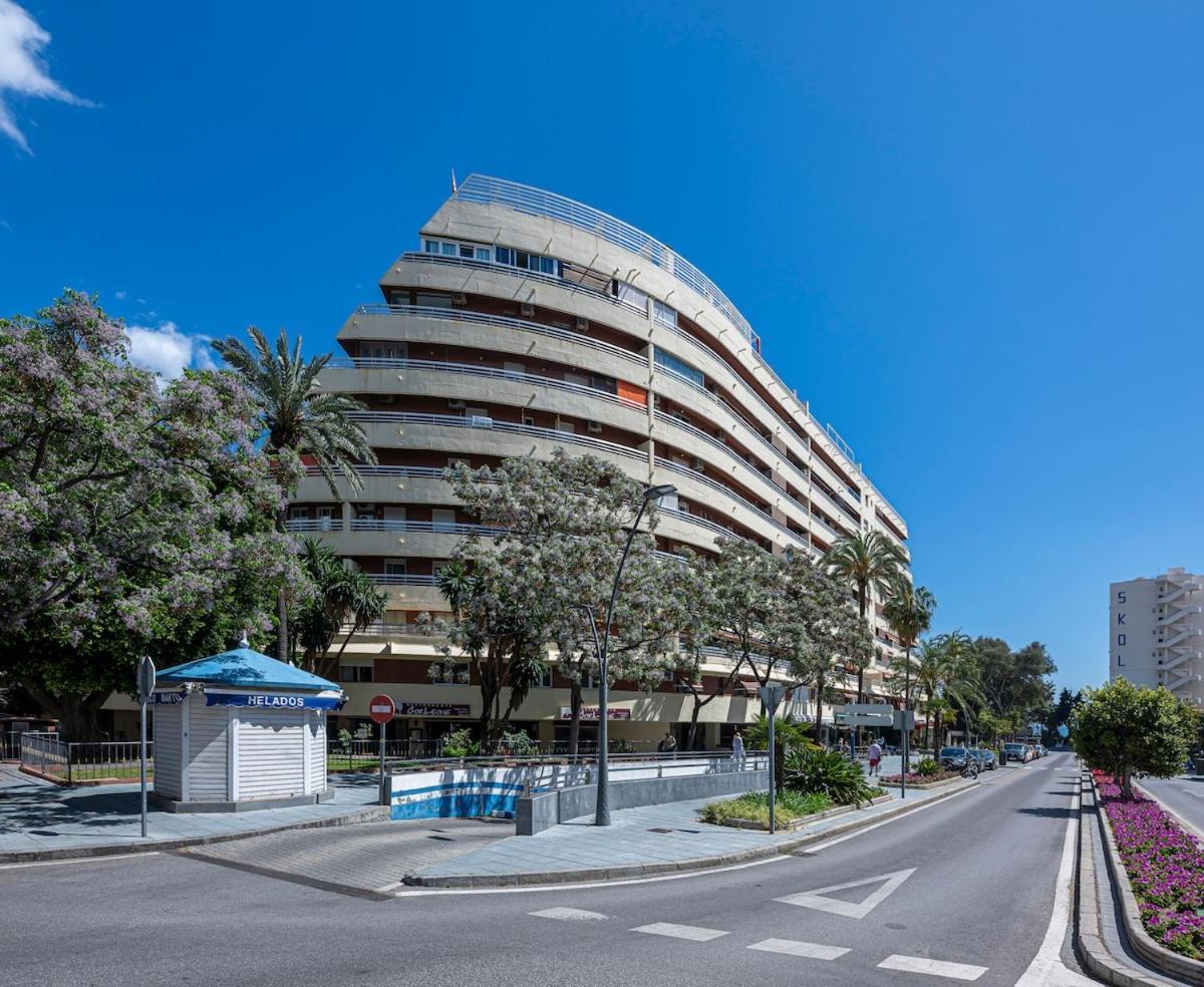 Wonderful Flat With Privateterrace And Pool