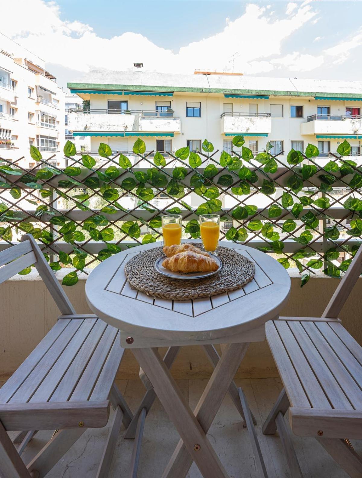 Apartment Wonderful Flat With Privateterrace And Pool Marbella