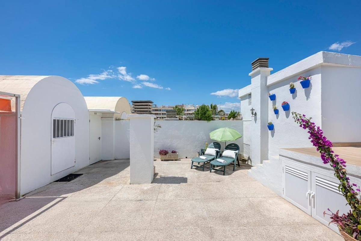 Wonderful Flat With Privateterrace And Pool Apartment